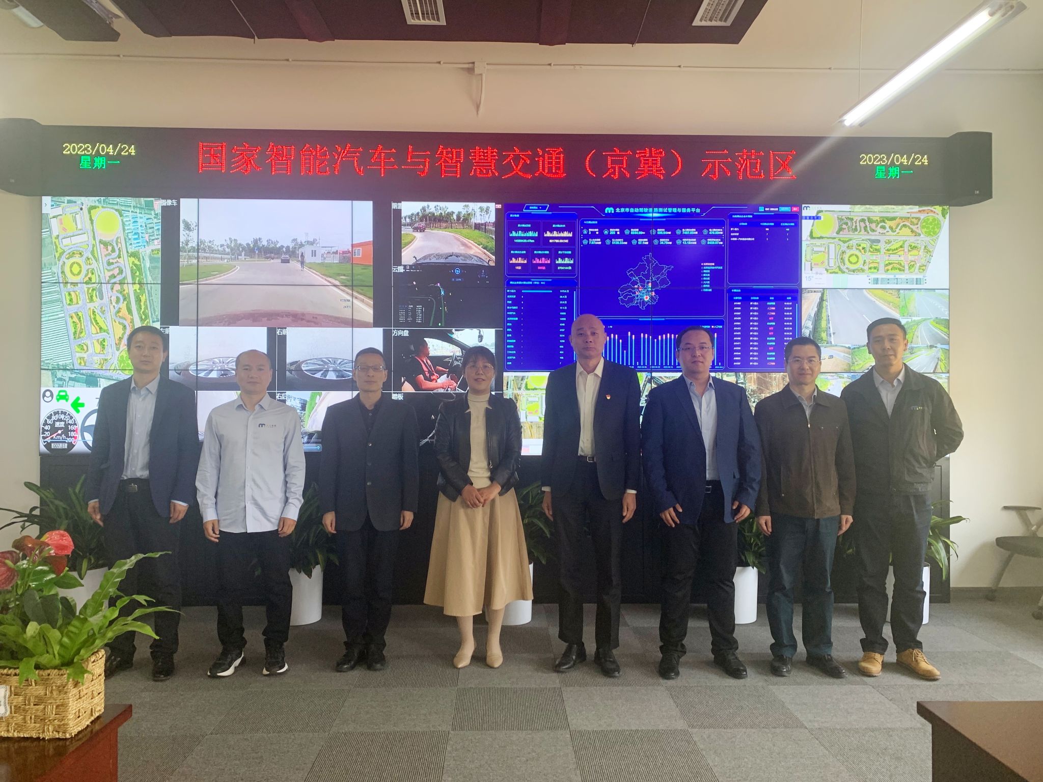 28cb89b5fe0eac0868fa6e366a8641a.jpg 28cb89b5fe0eac0868fa6e366a8641a.jpg