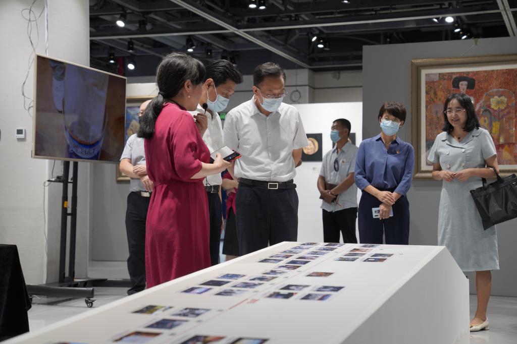 20220830-北京青年政治学院乔东亮院长一行来英国365调研交流 (2).JPG